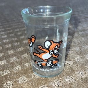 Vintage 1990 Tom and Jerry Welches Jar